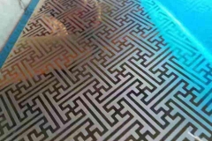 mirror-etching-labyrinth